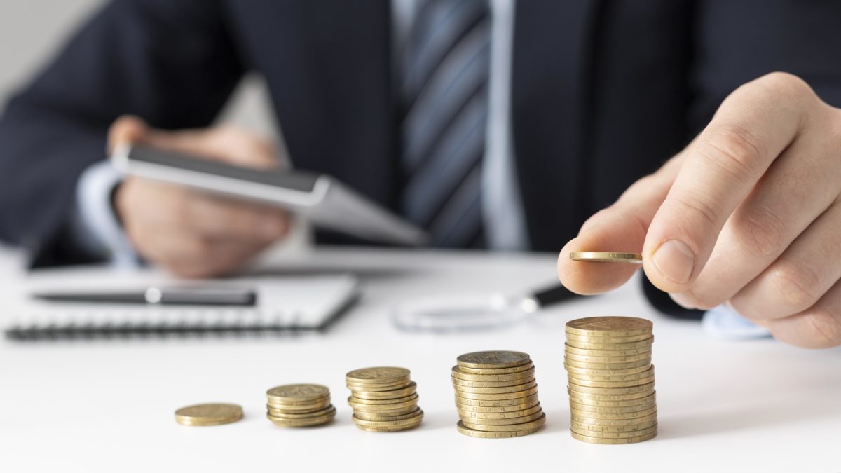Налоги с доходов от продажи на Авито: когда и сколько нужно платить